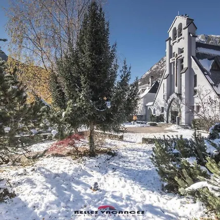 Cosy Avec Balcon Et Parking A Saint-lary - Fr-1-296-138