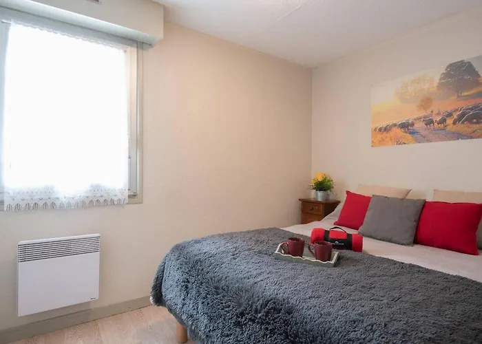 아파트 Cosy Avec Balcon Et Parking A Saint-lary - Fr-1-296-138 생라리술랑