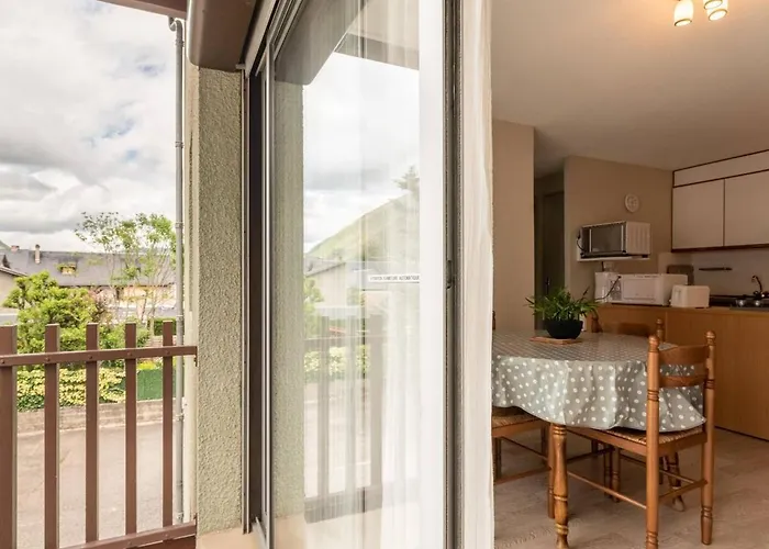 公寓 Cosy Avec Balcon Et Parking A Saint-lary - Fr-1-296-138